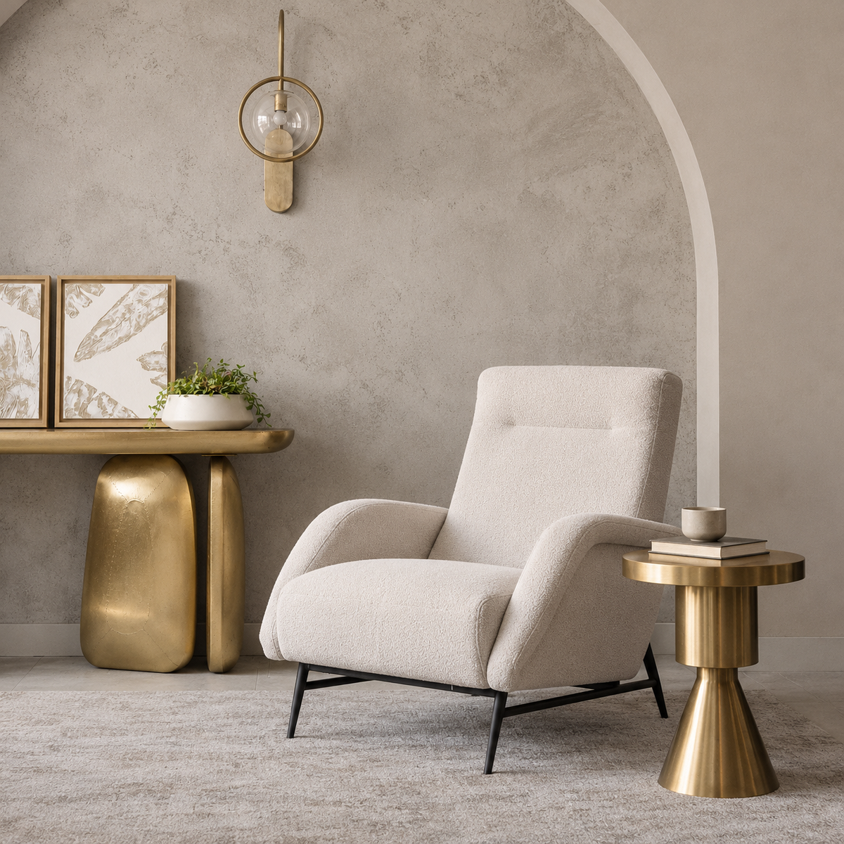 REGINA ARM CHAIR