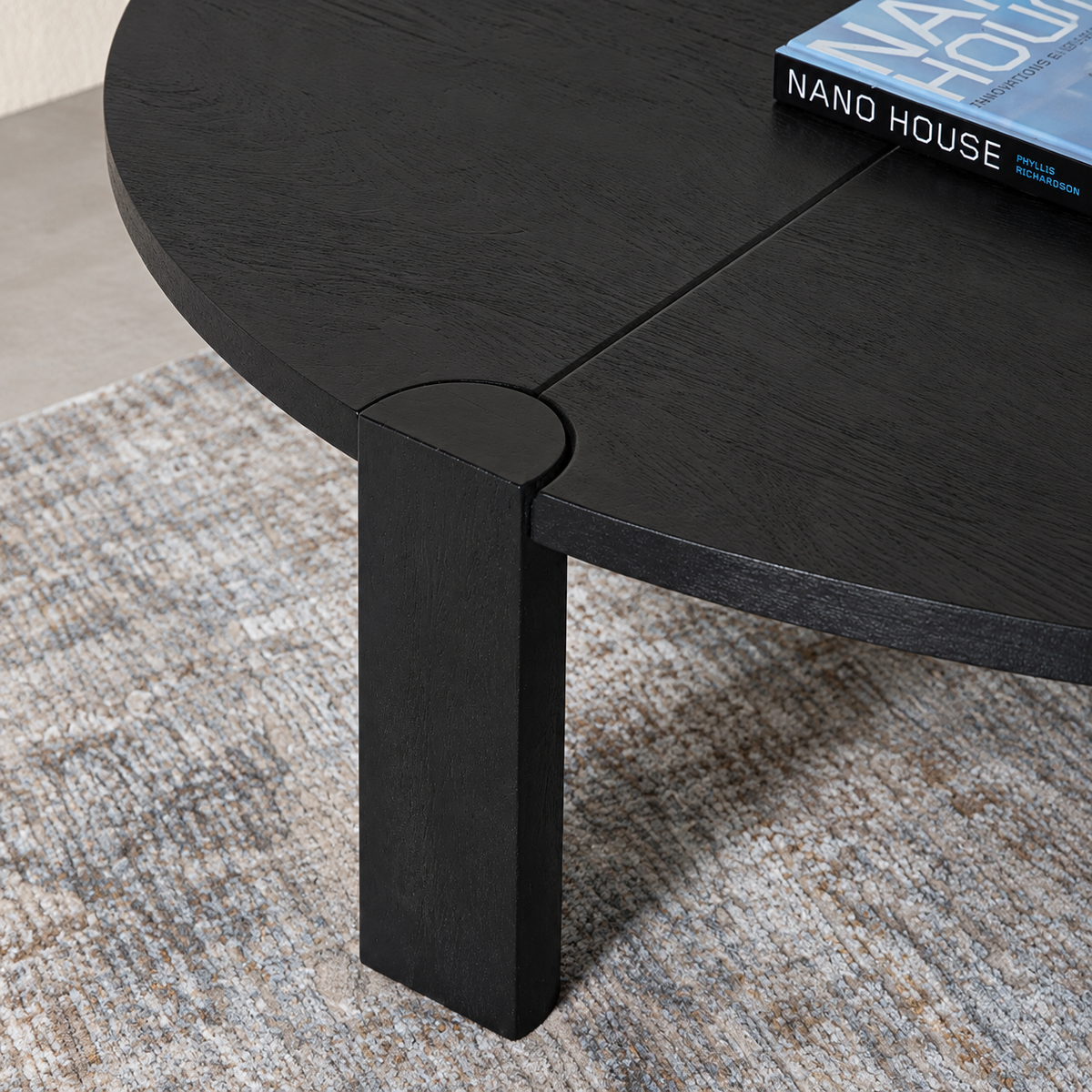 AKIRA COFFEE TABLE