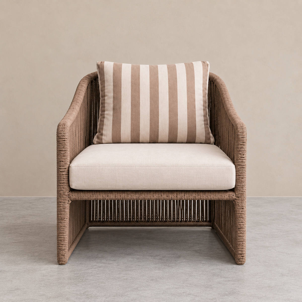 OUTDOOR OASIS CHAIR