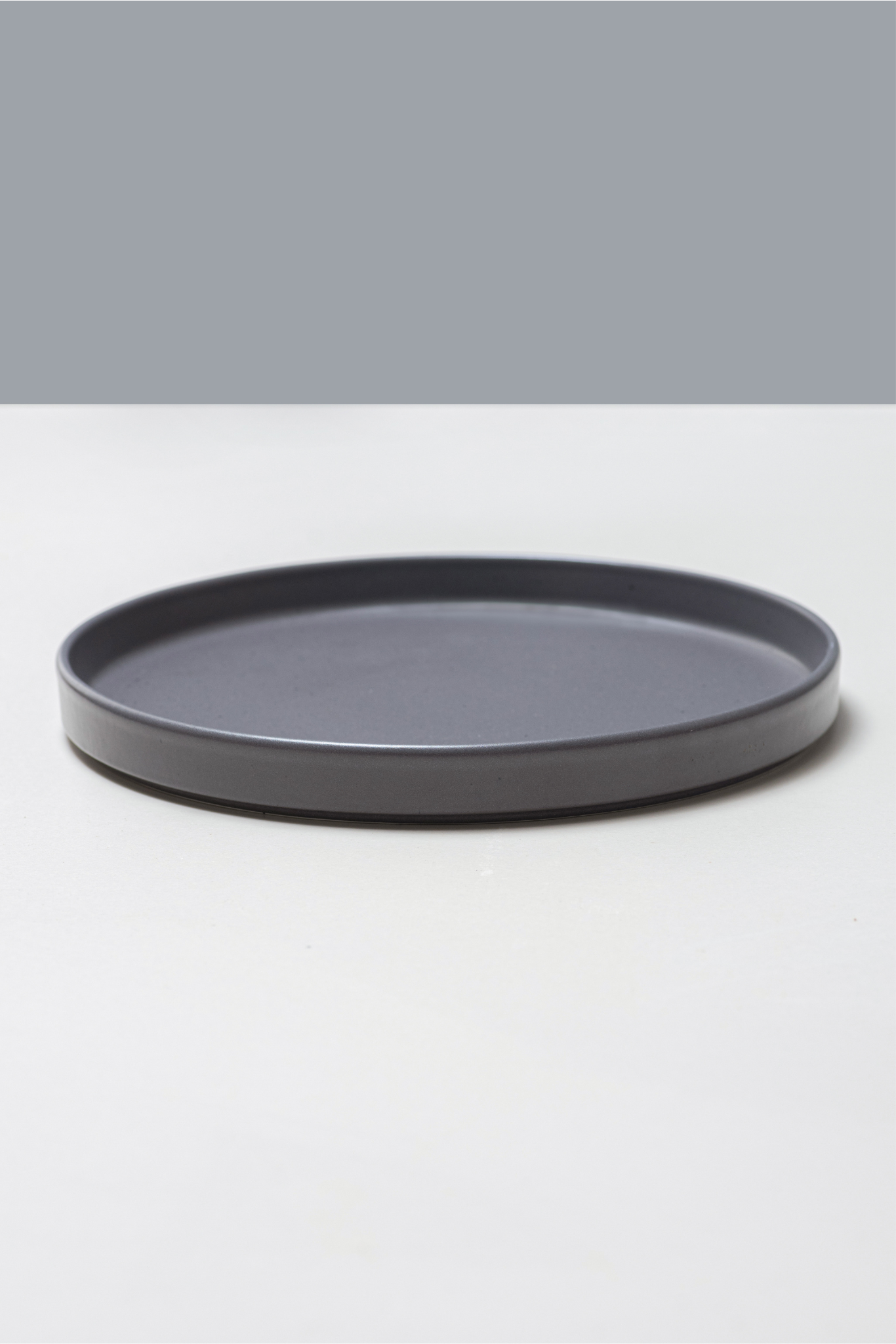 Kanzo Dinner Plate - Cement Chairs And Company