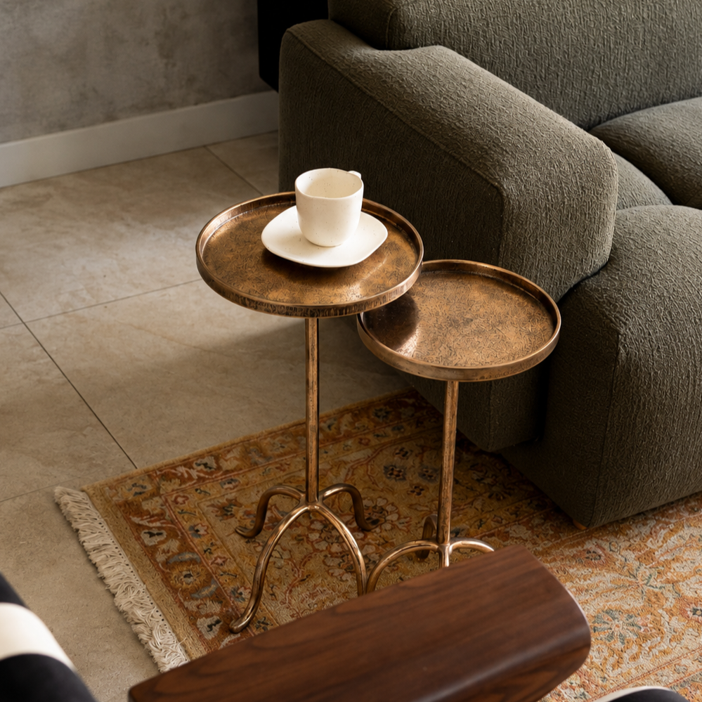 Hand beaten table (S)